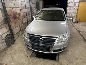 Запчасти Passat b6 (8 фото из 10)