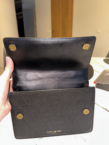 Kott Kurt Geiger / Kott Kurt Geiger (7 foto / 10)