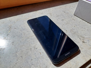 Telefon Huawei Y7 2019 (3 foto / 3)