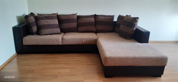 Угловой диван в хорошем состоянии (фото #1)