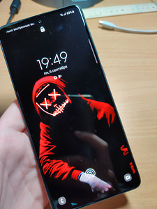 Samsung Galaxy a71 6/128 gb (3 foto / 3)