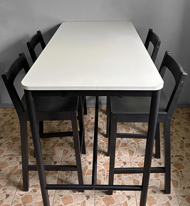 IKEA стол + 4 стула (2 фото из 4)