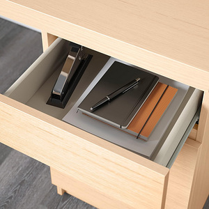 IKEA MALM laud (3 foto / 5)