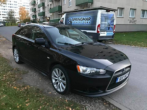 Autorent automaat Mitsubishi Lancer sportbag 1,8 (7 foto / 7)