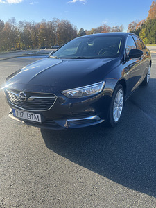 Opel Insignia 1.5 бензин 121 кВт (1 фото из 9)