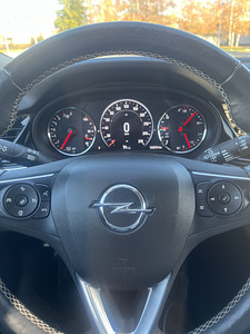 Opel Insignia 1.5 бензин 121 кВт (7 фото из 9)