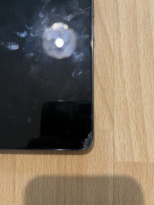 Samsung Galaxy S22 (2 foto / 2)