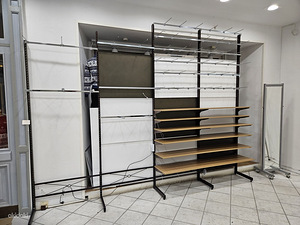 Modulaarne klaasist riiul (1 foto / 3)