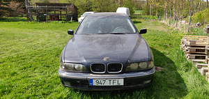BMW 525 (2 foto / 8)