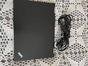 Lenovo Thinkpad x380 Yoga (3 foto / 4)