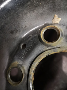 Continental naastrehvid velgedel 205/65/R15 (3 foto / 5)