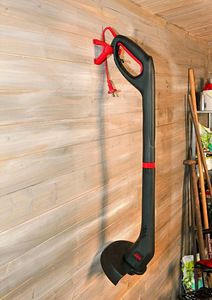 Skil 250 W Grass Trimmer 0735 AA Box Urban Series Straight C (2 foto / 3)