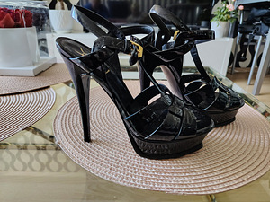 Yves Saint Laurent kontsakingad (2 foto / 2)