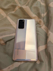 Huawei P40 (5 foto / 9)