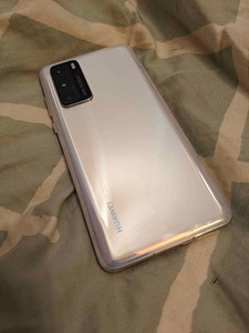 Huawei P40 (4 foto / 9)