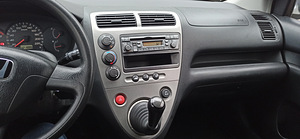 Honda Civic 7 2002 a. VTEC EU8 (6 foto / 8)