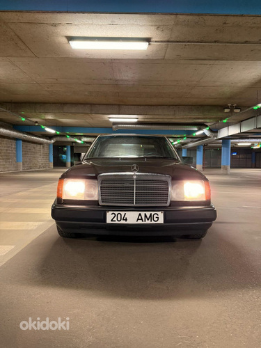 Mercedes Benz 300E