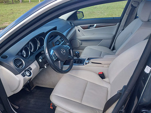 Mercedes-Benz C 180 2.1 88kW (7 foto / 14)