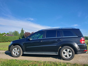 Mercedes-Benz GL 350 CDI 4MATIC 3.0 165KW 2011 (4 foto / 15)