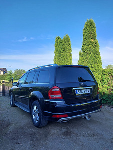 Mercedes-Benz GL 350 CDI 4MATIC 3.0 165KW 2011 (5 foto / 15)