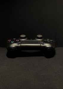 Playstation 4 pult (5 foto / 7)