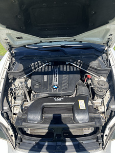 BMW x6 40d (13 foto / 15)