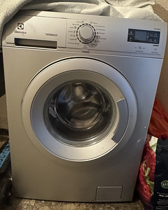 Pesumasin Electrolux (1 foto / 5)