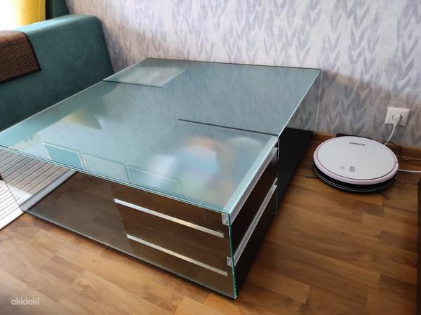 Мебель для гостиной (тумба под телевизор, журнальный столик, обеденный стол, стулья) (фото #1)