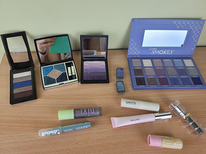 Make up and brushes: Dior, ArtDeco, Loreal, Makeup Factory (4 foto / 8)