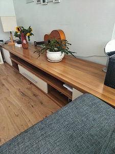 SUUR JA MASSIIVNE TELEKAALUSE KOMPLEKT (1 foto / 4)