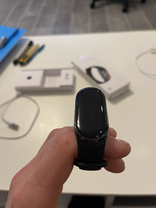 Mi band 8 (2 foto / 3)