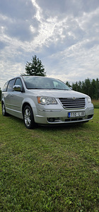 Chrysler Grand Voyager (8 foto / 10)
