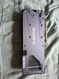 Gigabyte Radeon videokaart RX 6600 XT (5 foto / 6)