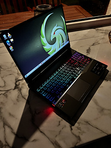 Msi alpha 15” A3DDK (4 foto / 5)