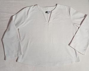 Женская блузка с длинными рукавами белая (немного б/у)