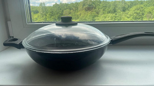 IKEA PAN WITH LID (3 foto / 3)