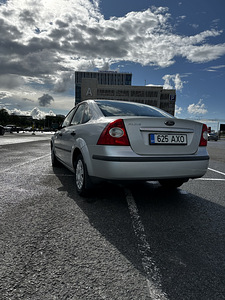 FORD FOCUS 2006a. 1.6 bensiin (3 foto / 11)