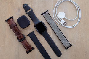 Apple Watch Series 4 Space Gray (44mm) (6 foto / 8)