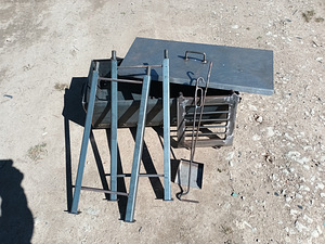 Eemaldatavate jalgadega grill (2 foto / 4)