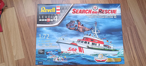 Revell SAR DGzRS Arkona and Westand Seaking Mk.41 (1 foto / 2)
