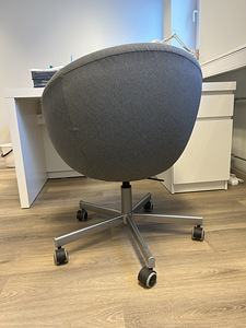Kirjutuslaud SKRUVSTA IKEA (3 foto / 3)
