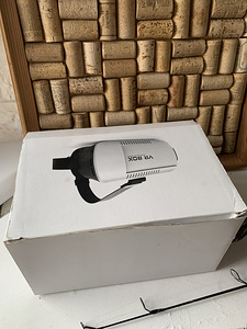 VR BOX (2 foto / 2)