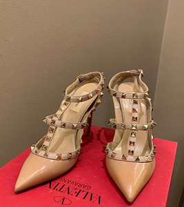 Valentino kingad (1 foto / 1)