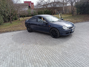 Chrysler neon(обмен) (7 фото из 11)