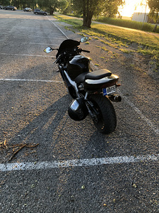 Honda cbr 600 F4 (2 foto / 6)