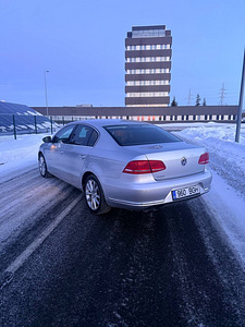 Volkswagen Passat B7 2011a. 1,8tsi 118kw (4 foto / 15)