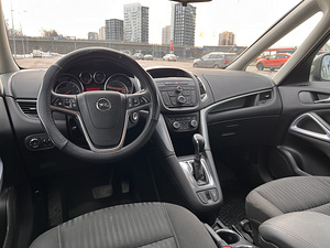 OPEL ZAFIRA TOURER (8 foto / 13)