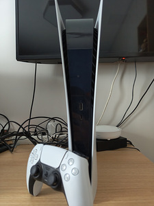 Sony PlayStation 5 (цифровая)