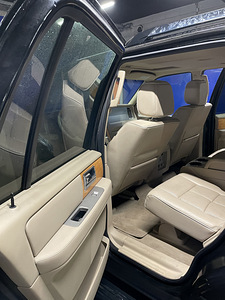 Suurepärases korras lincoln navigator 2007 5.4 (6 foto / 7)