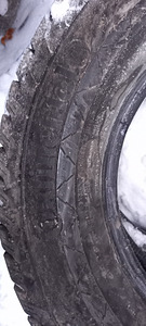 225/70 / R15c talve (5 foto / 5)
